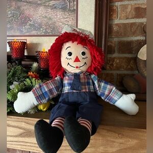 Vintage Johnny Gruelle Vintage Classic
17" Raggedy Andy
